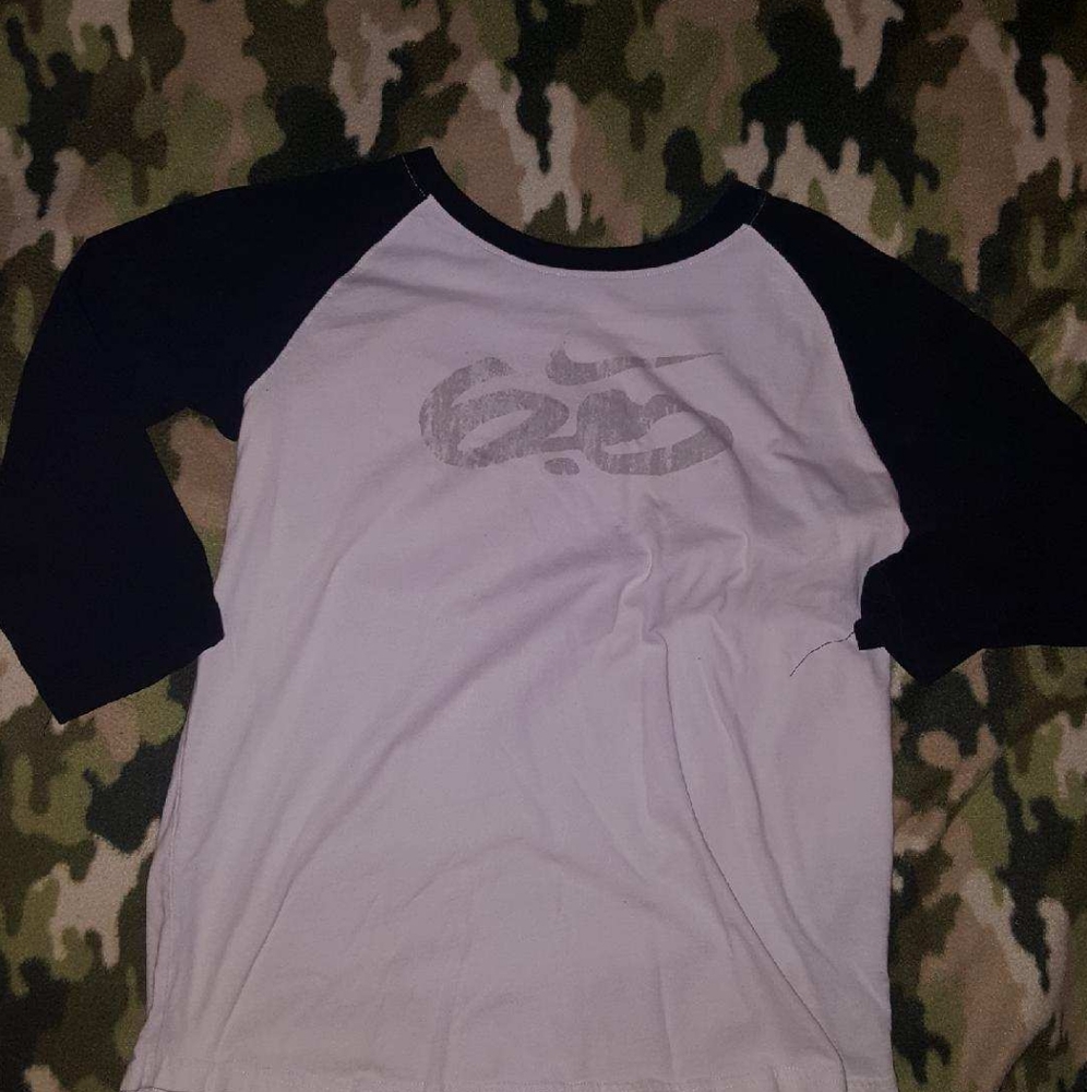 3/4 sleeve tee shirt